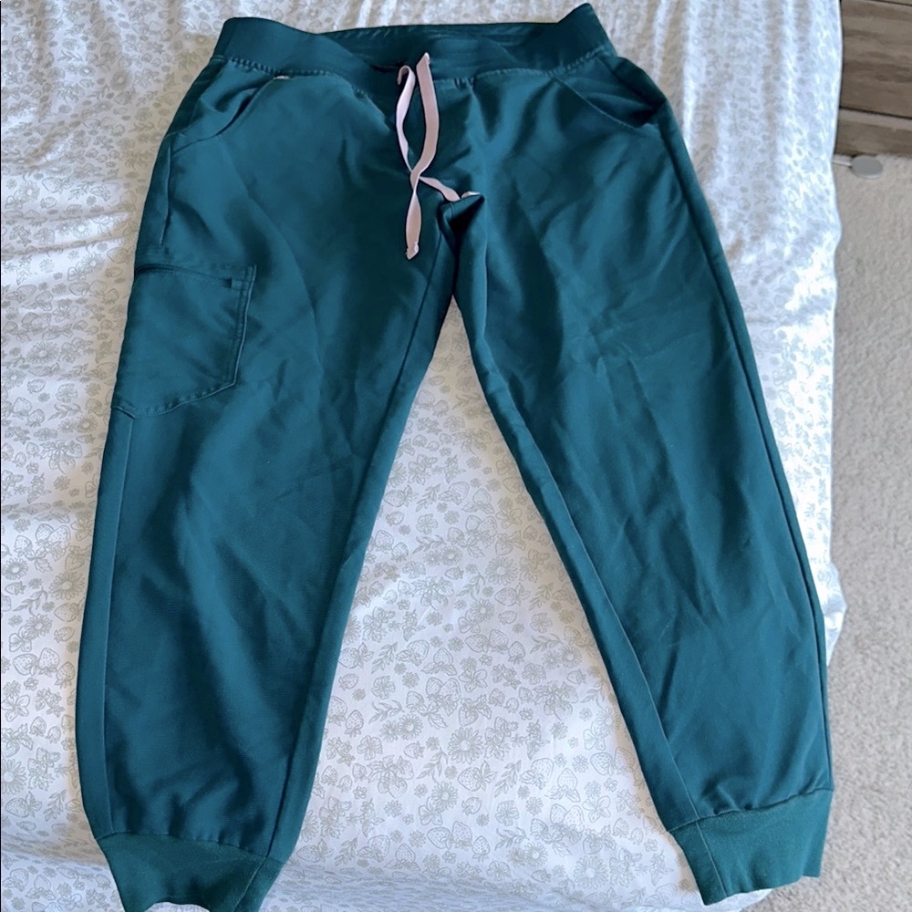 FIGS| Zamora jogger pants| Caribbean blue| medium petite